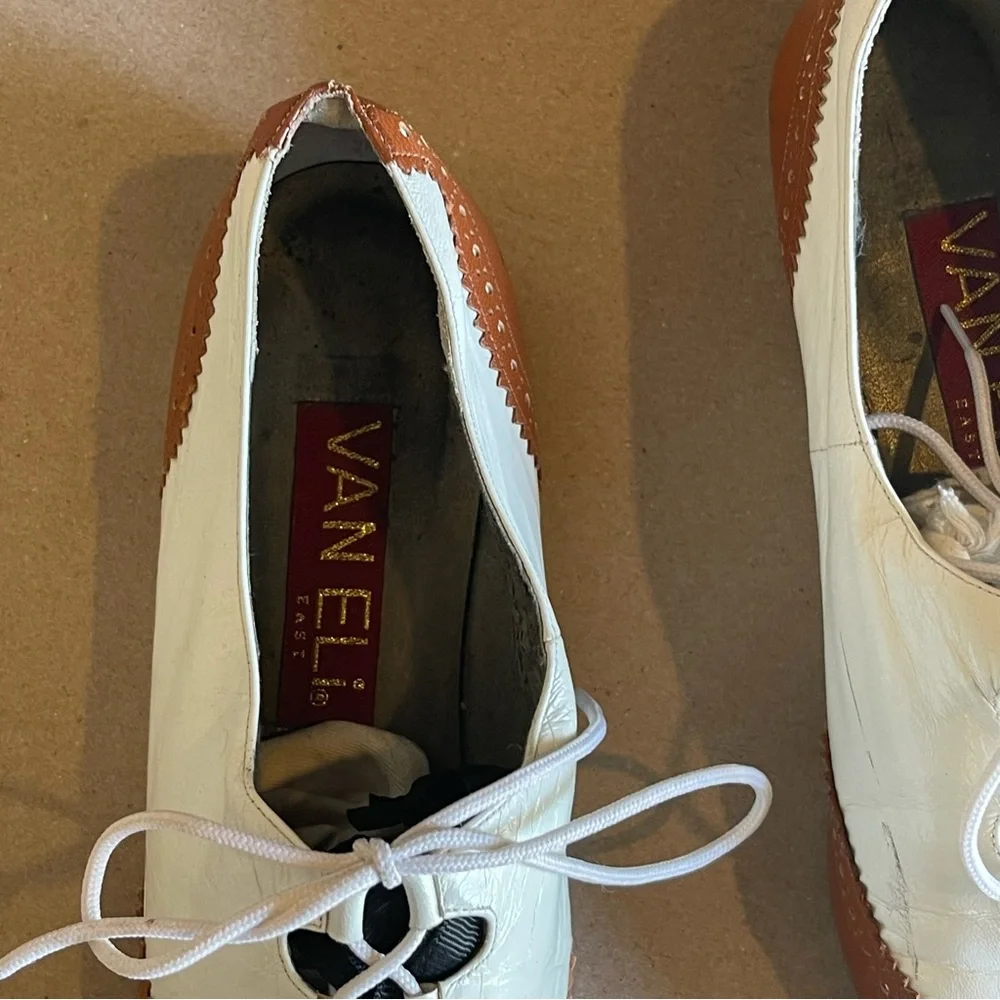 Van Eli White and Brown Wingtip Lace-Up Oxfords - Picture 4 of 8